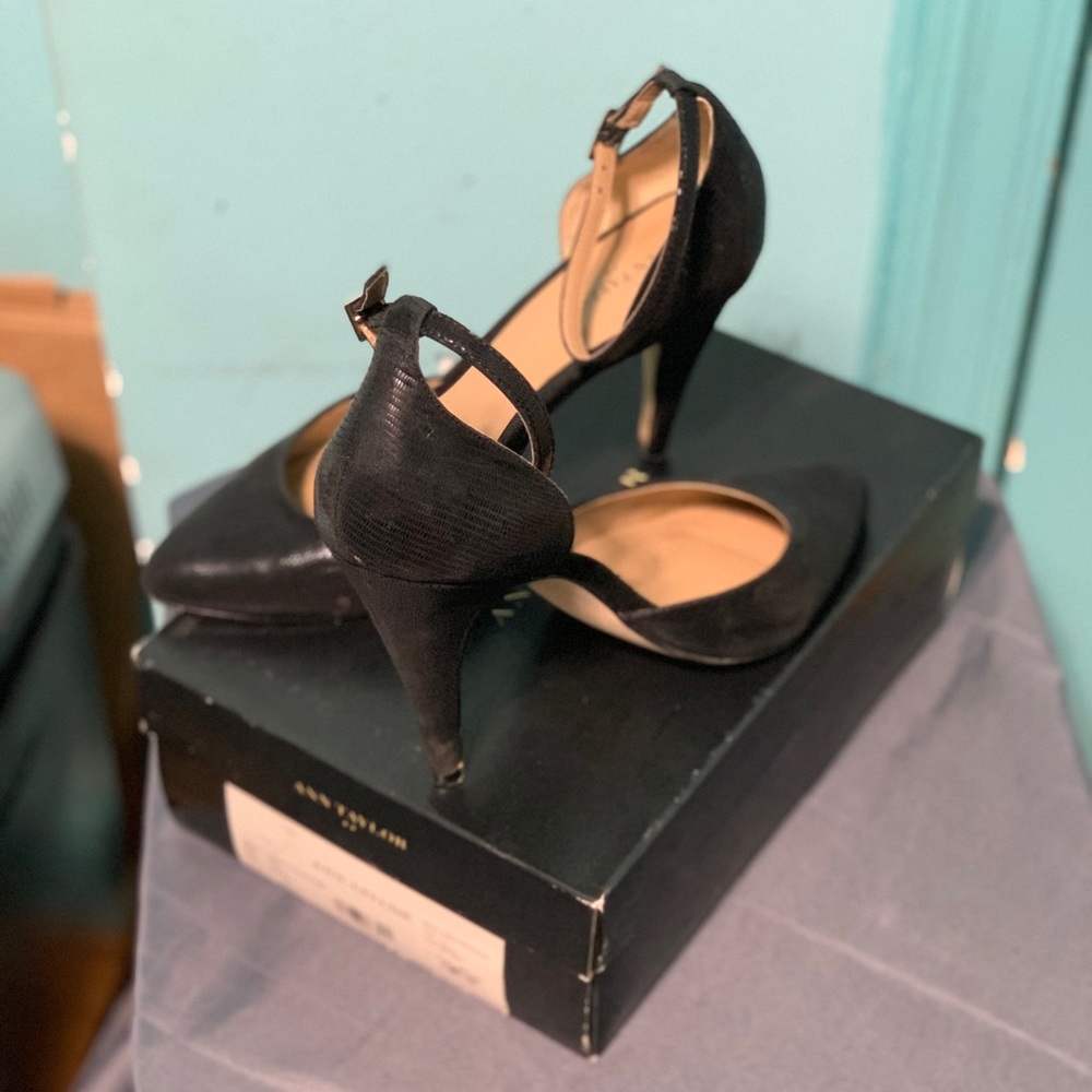 Ann Taylor Ankle-strap pumps